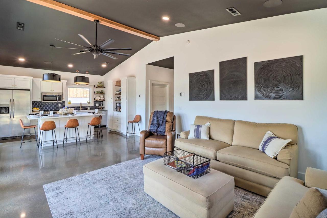 Modern Norfork House With Patio On White River! Εξωτερικό φωτογραφία
