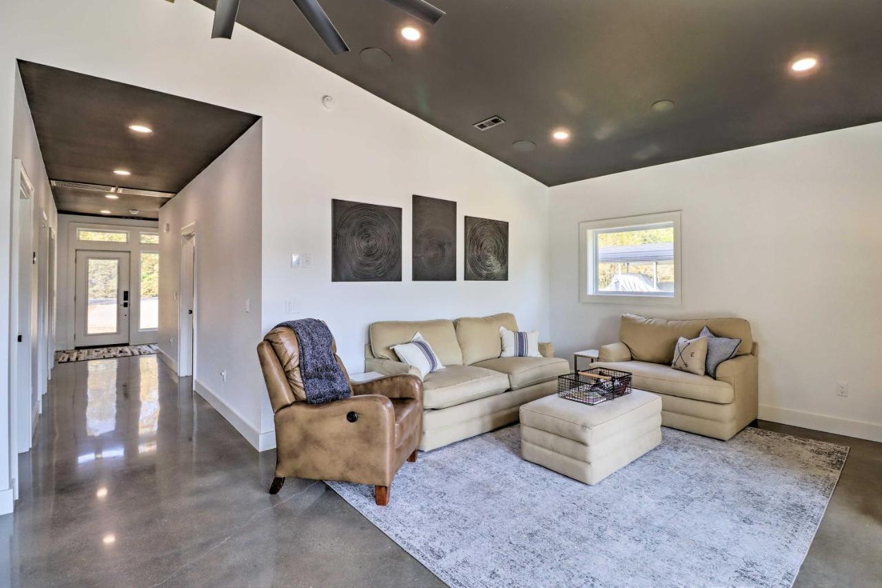 Modern Norfork House With Patio On White River! Εξωτερικό φωτογραφία