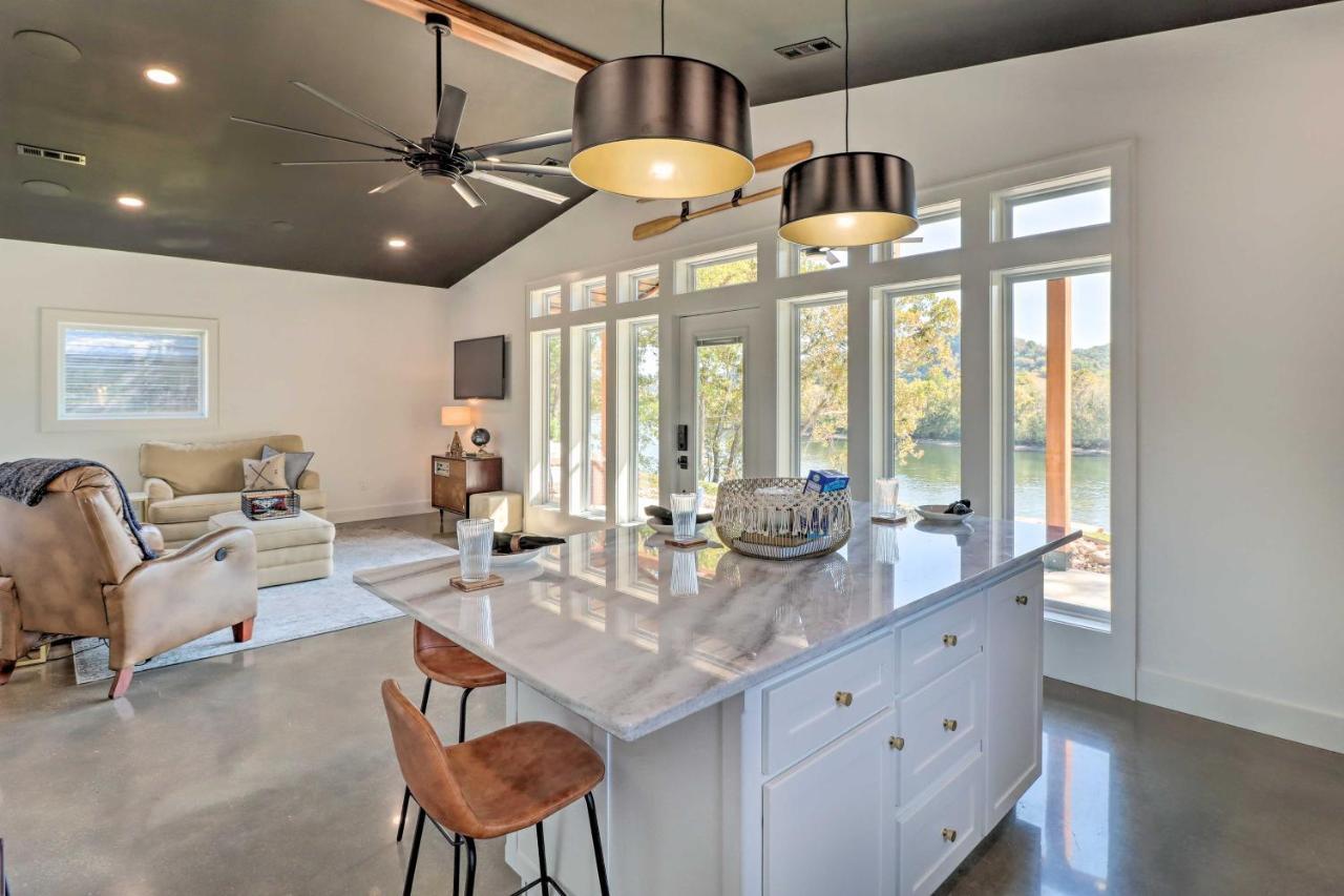 Modern Norfork House With Patio On White River! Εξωτερικό φωτογραφία