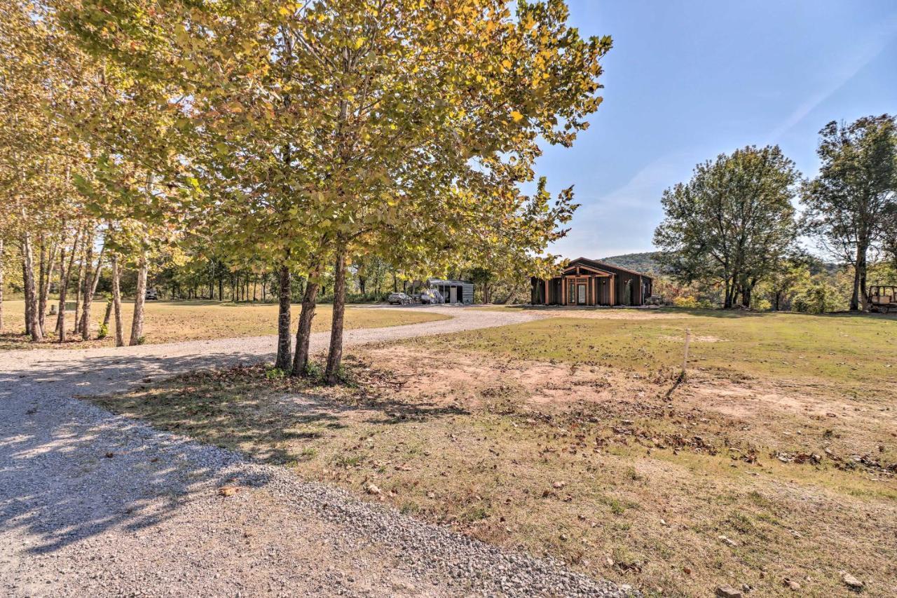Modern Norfork House With Patio On White River! Εξωτερικό φωτογραφία